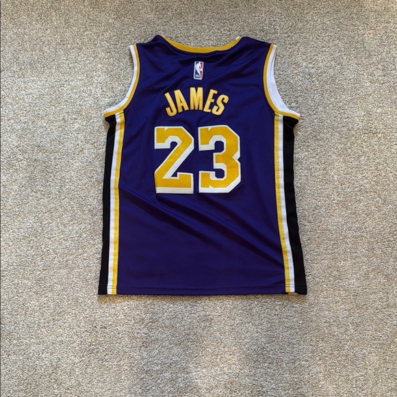 LeBron James Purple Lakers Jersey - Picture 2 of 2